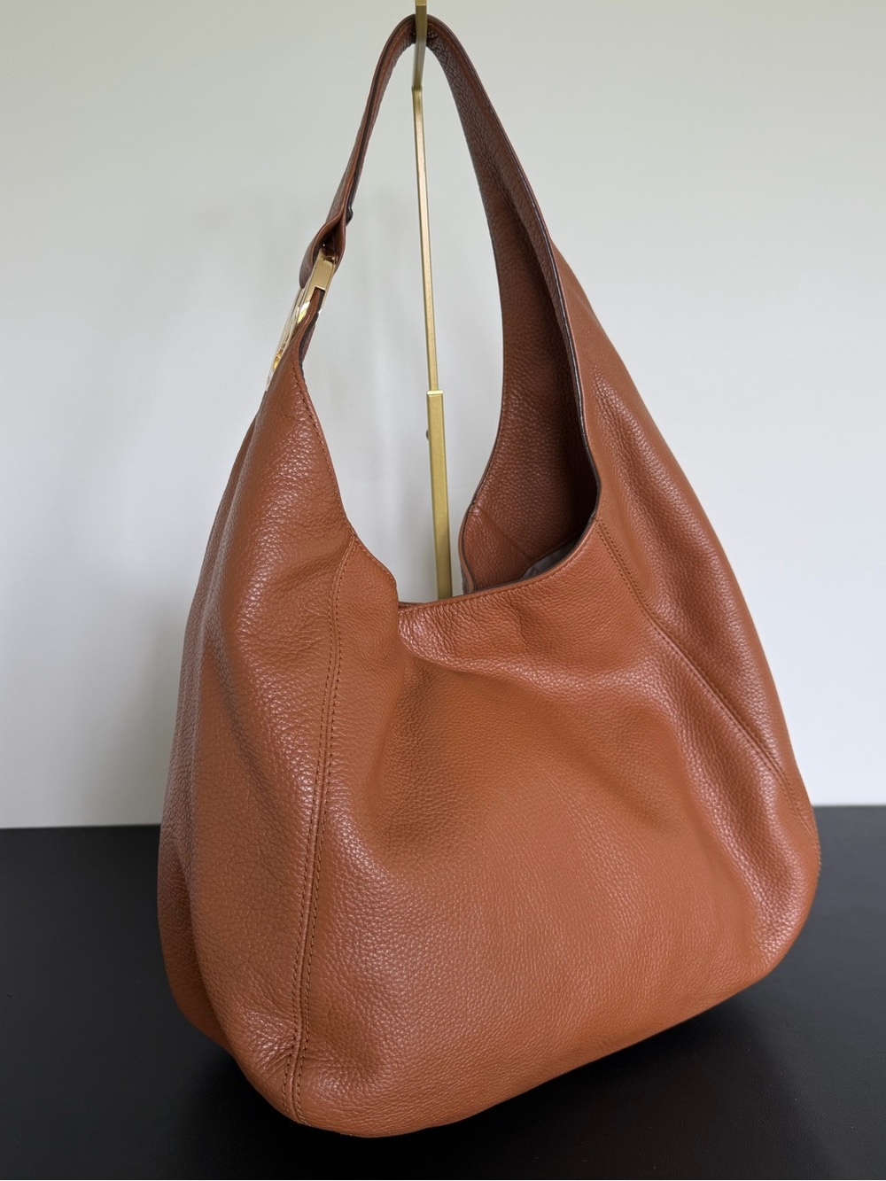 Michael Kors Leather Fulton Large Hobo Shoulder Bag Brown - Picture 3 of 10